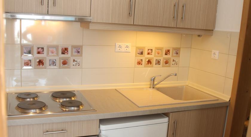 Kastoria Hotel Apartments Ханиоти Стая снимка